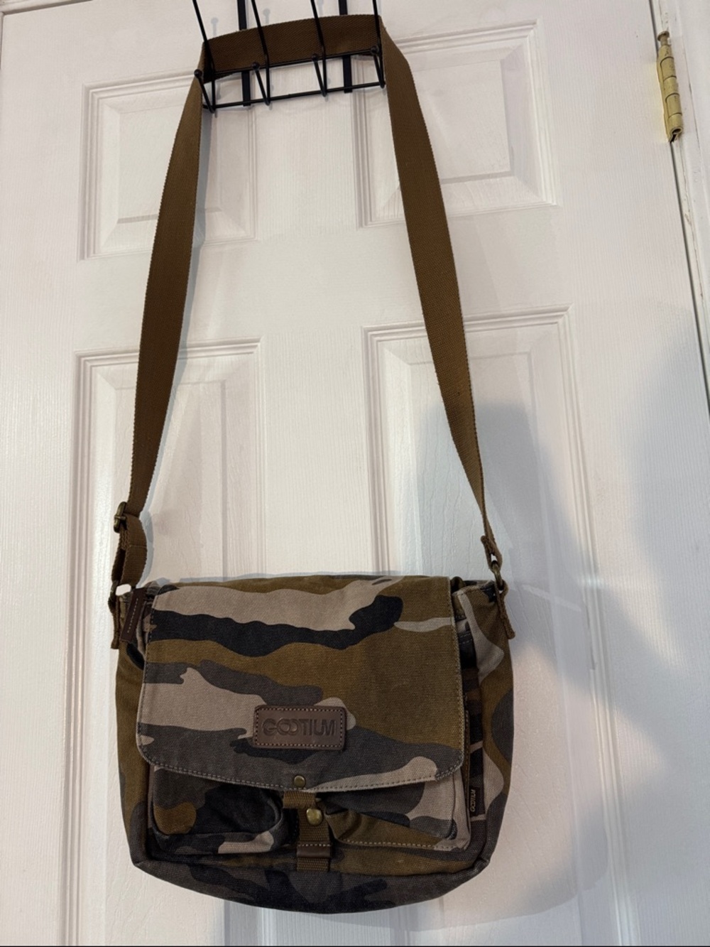 (NEW) Vintage Gootium Camouflage Canvas Messenger Bag - Olive/Brown